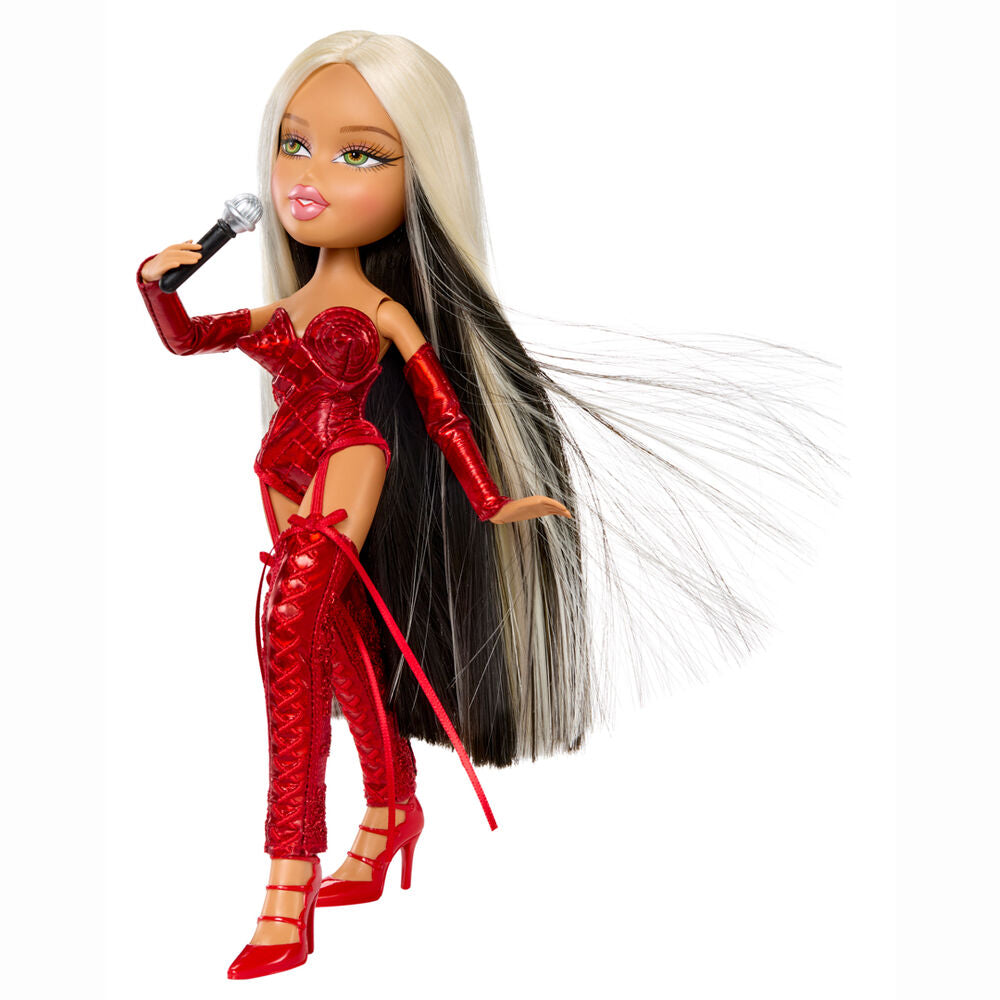 Bratz Lola Indigo doll Nerdscape