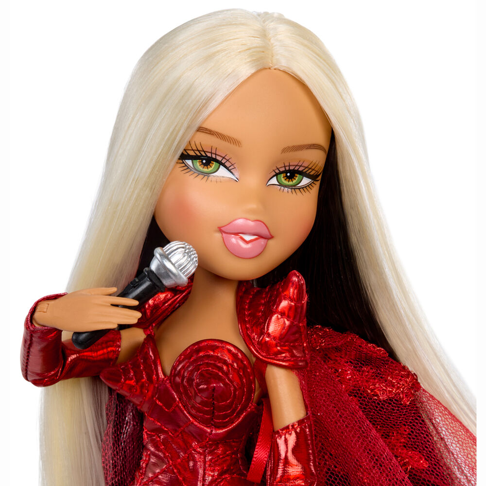 Bratz Lola Indigo doll Nerdscape