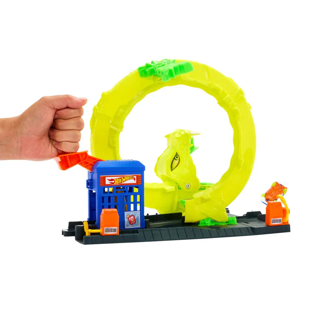Hot Wheels Snake Spiral Attack Nerdscape
