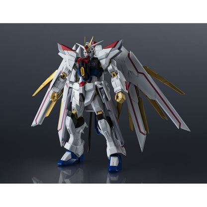 Gundam Universe Mighty Strike Freedom Gundam figure 15cm - Nerdscape