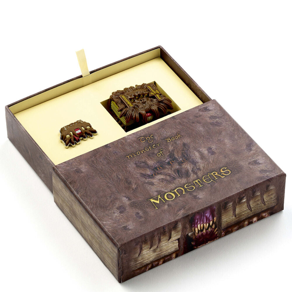 Harry Potter Monster Book gift box with keyring and pin badge Nerdscape