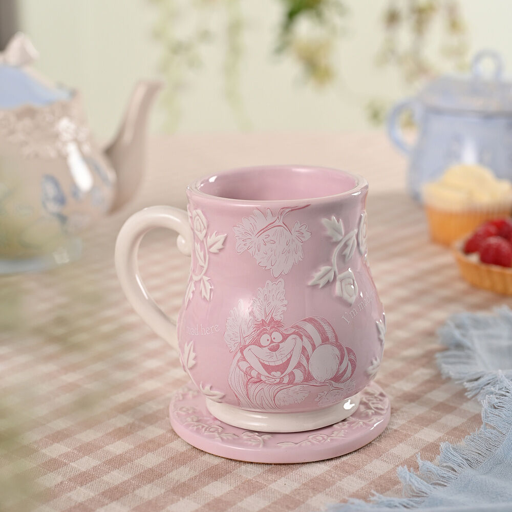 Disney Alice in Wonderland Cheshire Cat mug Nerdscape