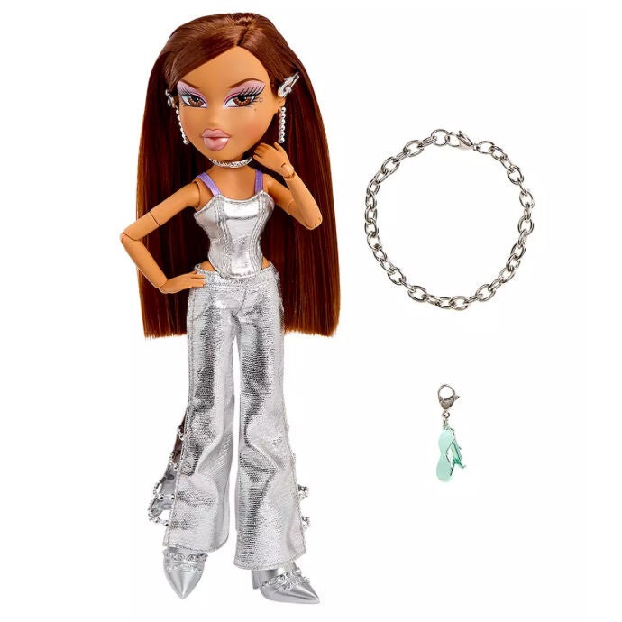 Bratz Stylin Charmz + Yasmin doll Nerdscape
