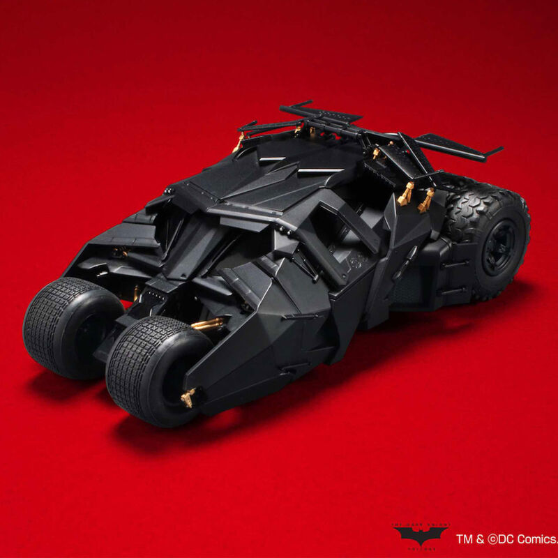 DC comics Batman Begins Batmobile Car Model Kit figure 1/35