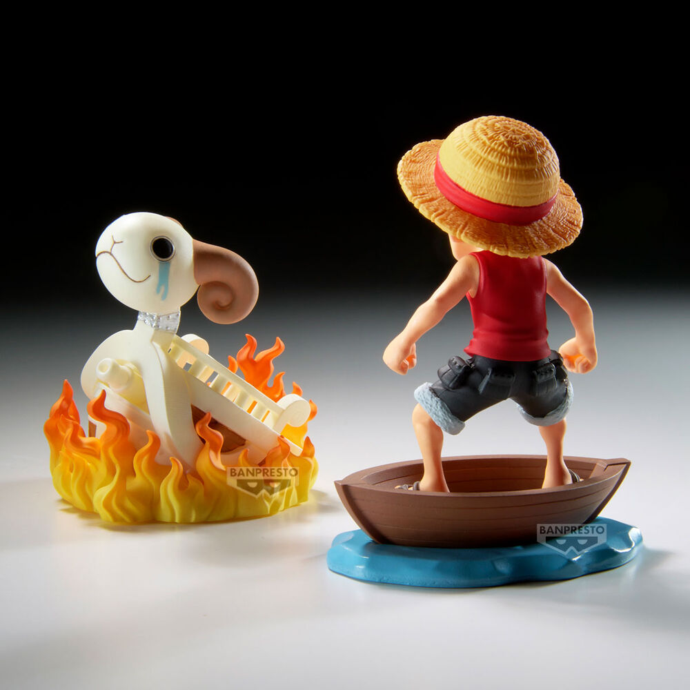 Figurine One Piece Luffy et le Vogue Merry Log Stories de 8 cm