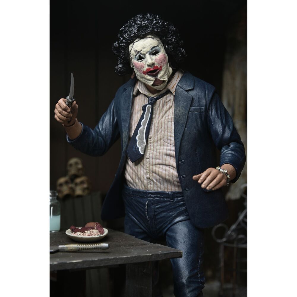 Figurine Leatherface de Pretty Woman (18 cm) pour le 50e anniversaire de Massacre à la tronçonneuse