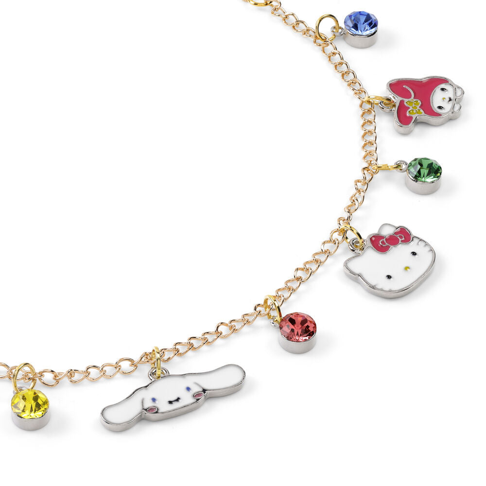 Bracciale dorato con ciondoli personaggi kawaii e cristalli colorati, stile Nerdscape