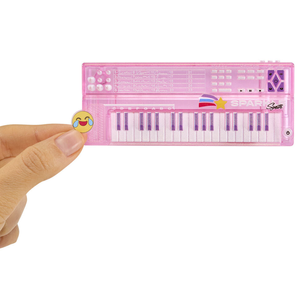 Rainbow High Jr High Amaya doll