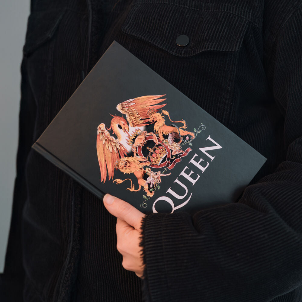Queen Premium Notebook A5 – Eleganza Nerd con Copertina Opaca, Segnalibro e Tasche Interna