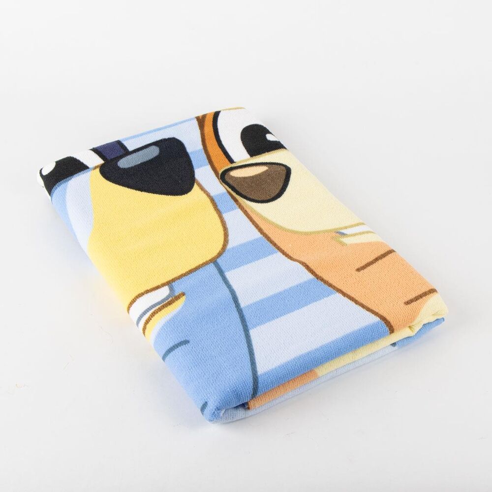Bluey microfibre beach towel