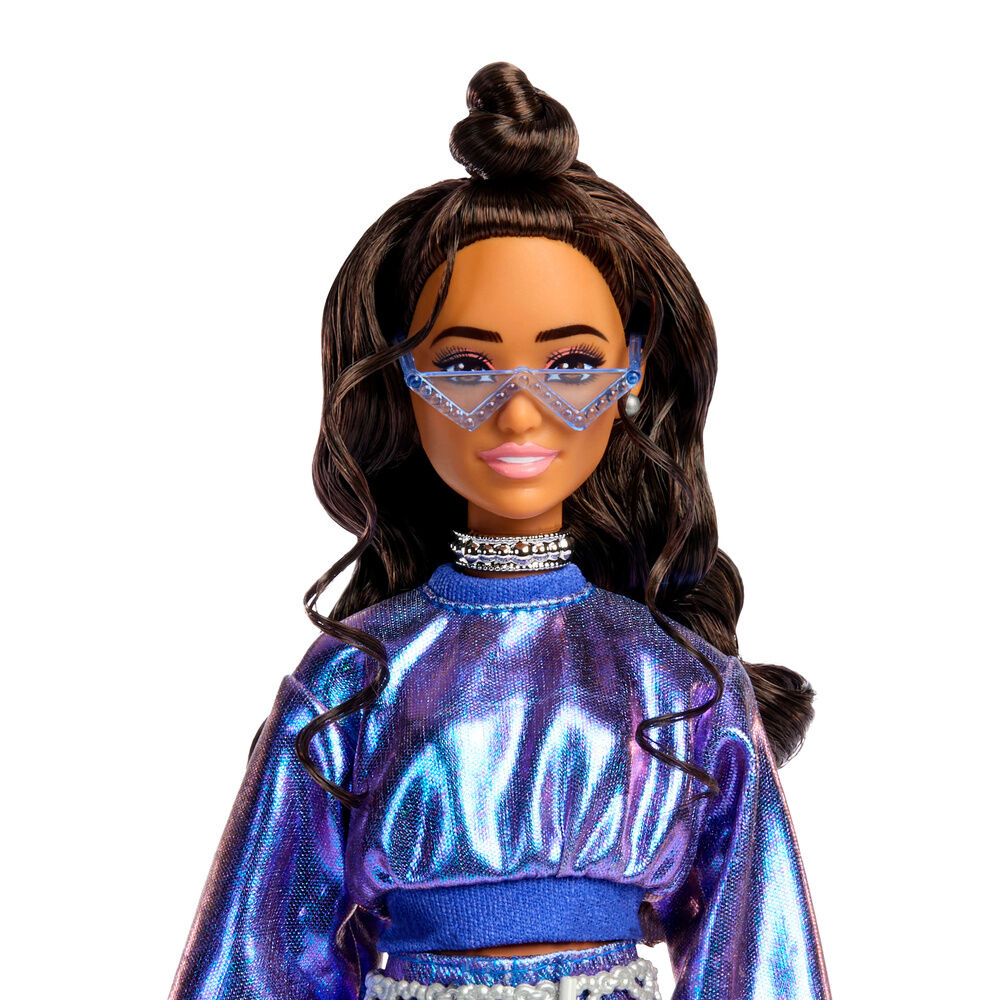 Barbie Deluxe Syle doll