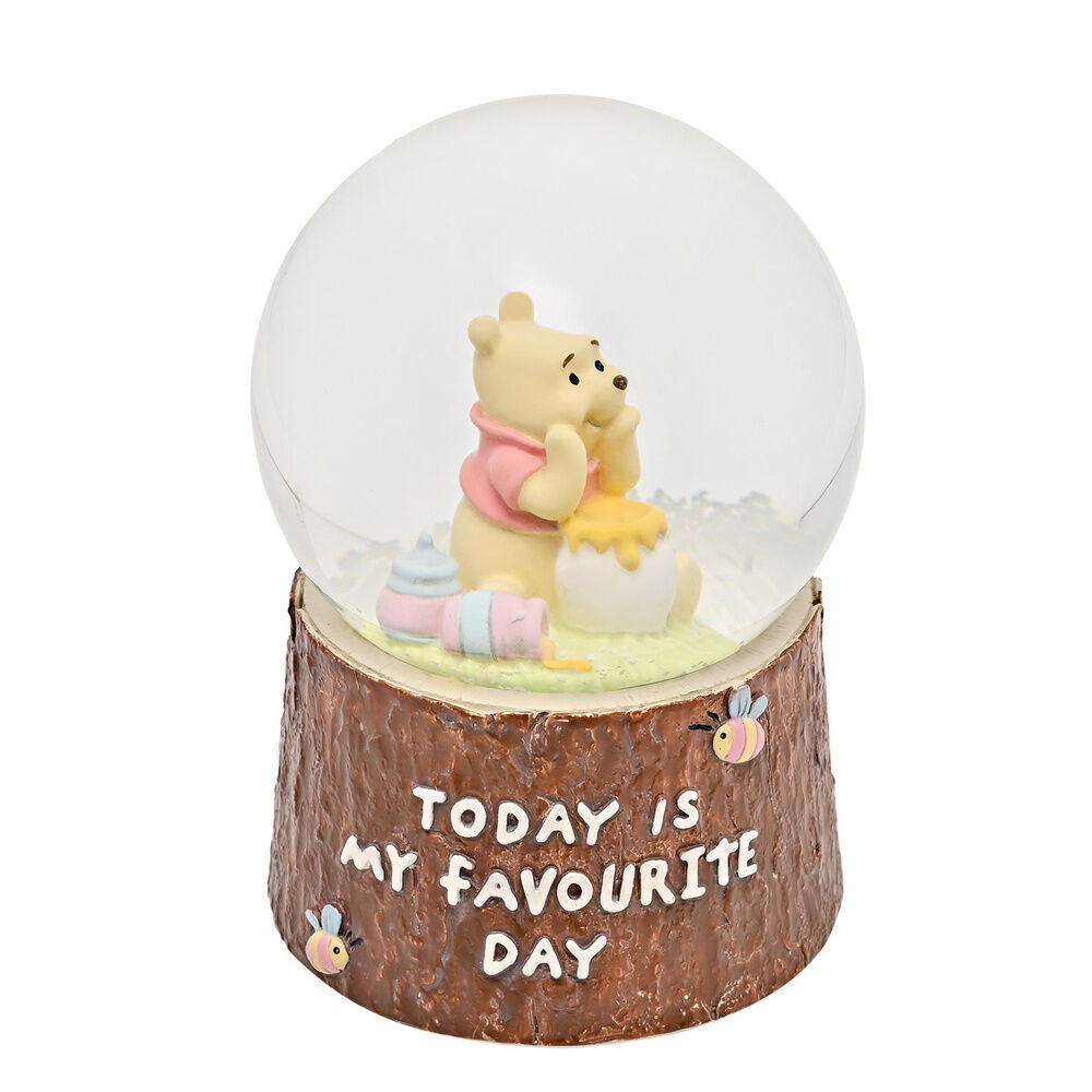 Disney Winnie the Pooh snow globe