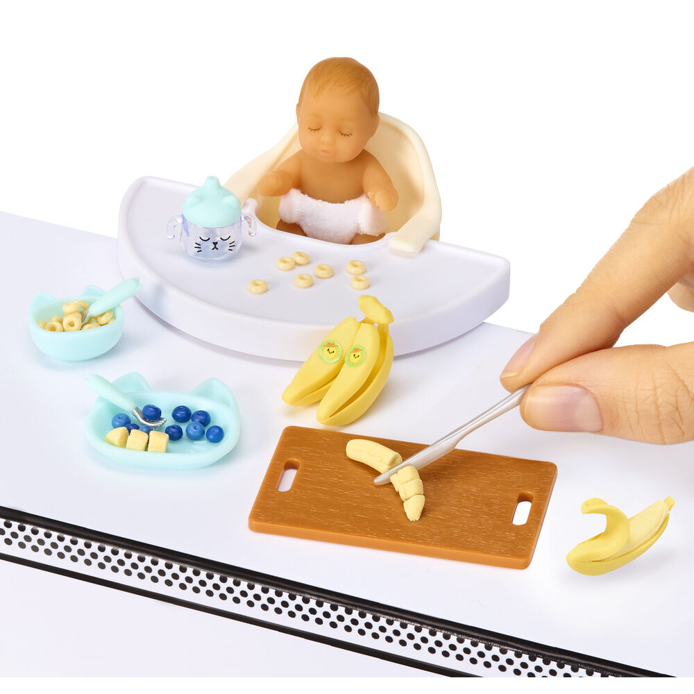 Miniverse Make It Mini Baby Food assorted surprise capsule