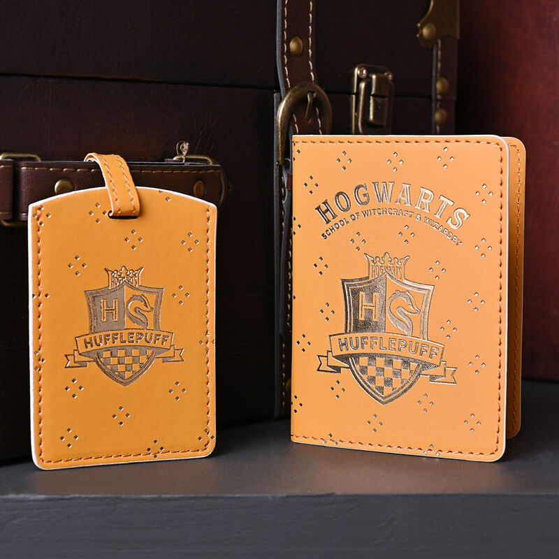 Harry Potter Hufflepuff passport holder & luggage tag