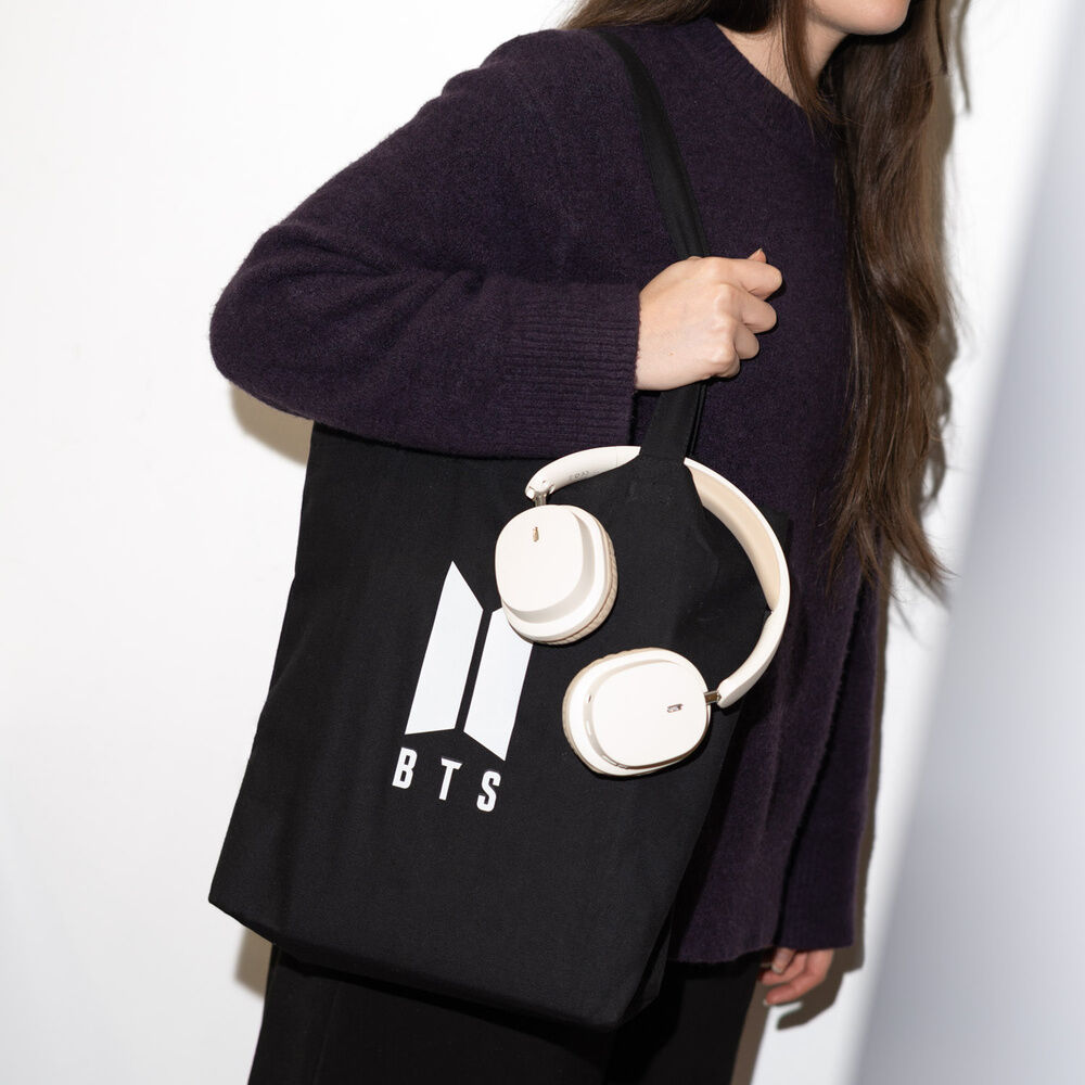 BTS logo bag