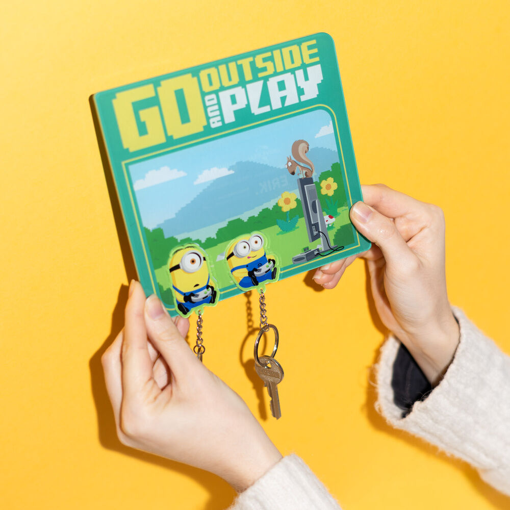 Minions key hanger with keyring