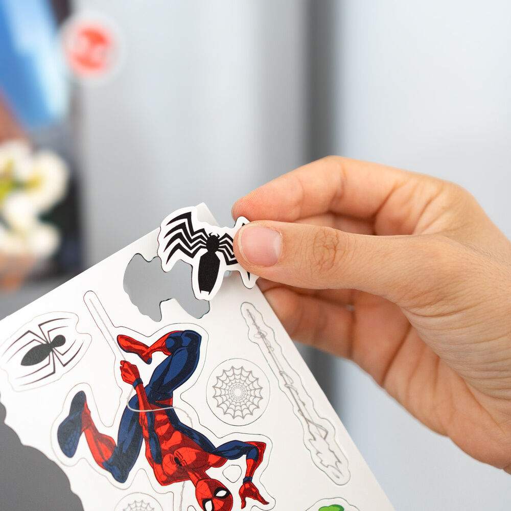 Marvel Spiderman set of die-cut magnets