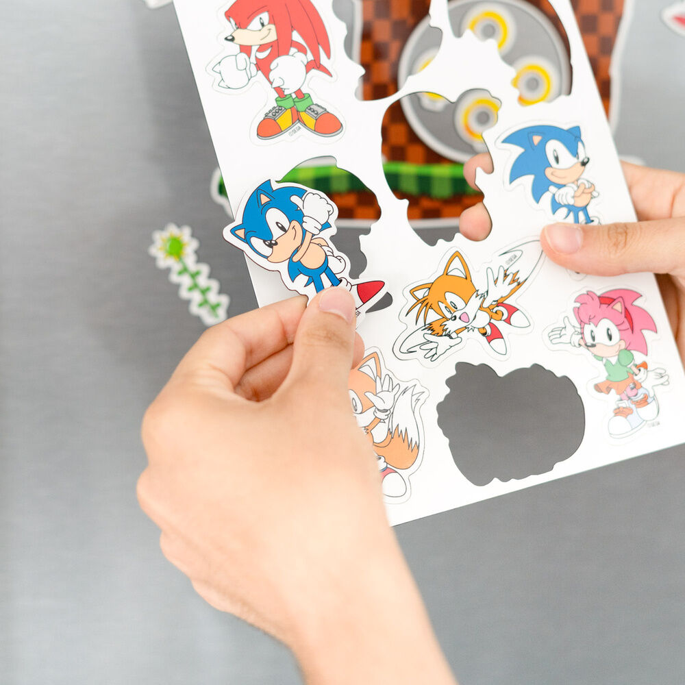 Sonic the Hedgehog set of die-cut magnets
